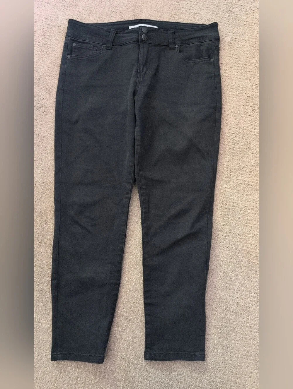 Celebrity Pink Junior Mid Rise Skinny Jeans/ Denim - Picture 2 of 8